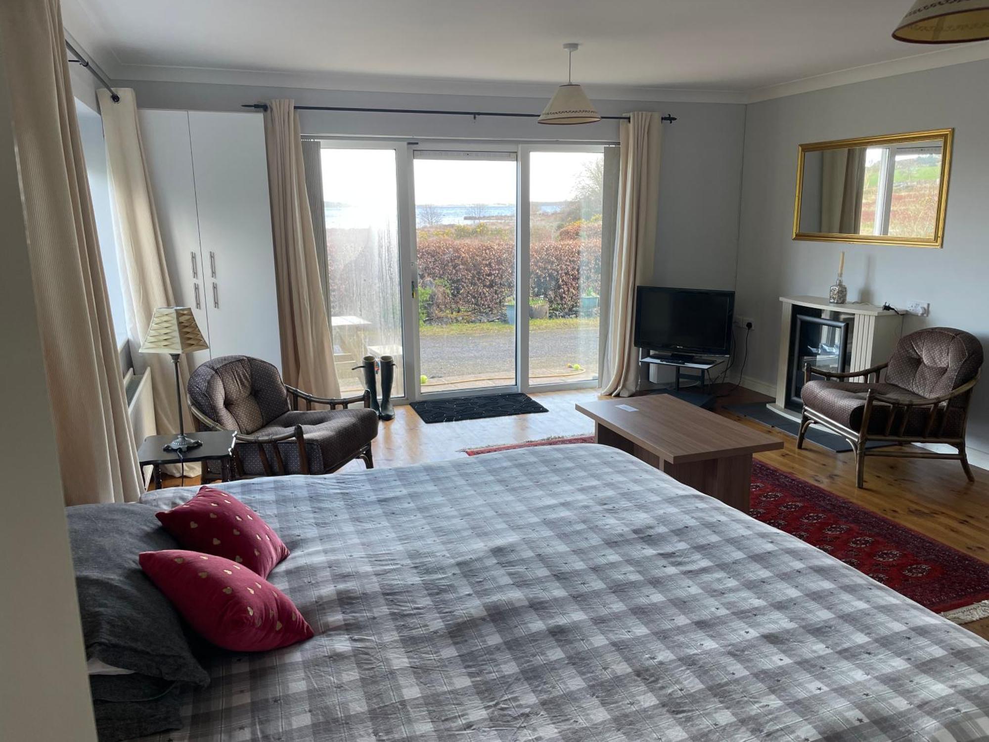 Lakeland Midsummer Lakehouse Oughterard Εξωτερικό φωτογραφία