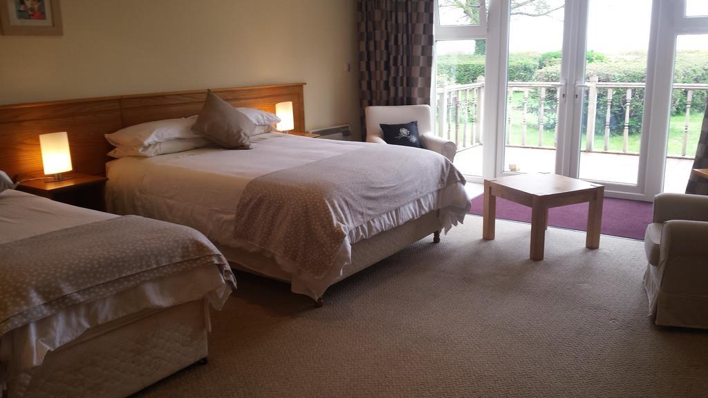Lakeland Midsummer Lakehouse Oughterard Εξωτερικό φωτογραφία